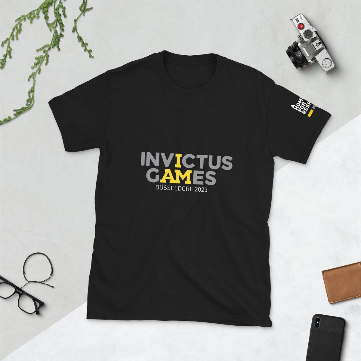 Schwarzes T-Shirt mit Invictus Games-Logo